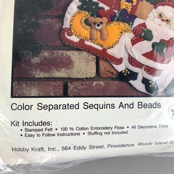 Hobby Kraft Storybook Felt Stocking Kit 9216 Sequins & Beads 18" Santa Toy Shop - Picture 4 of 6